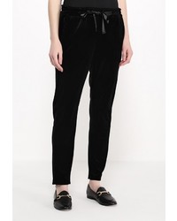 Черные узкие брюки от Motivi