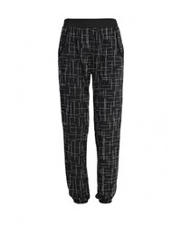 Черные узкие брюки от QED London