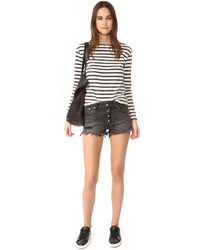 Женские черные шорты от Levi's