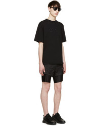 Мужские черные шорты от Satisfy