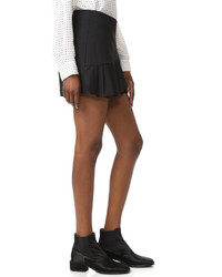 Женские черные шорты от Tibi