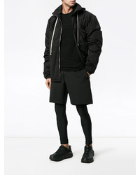 Мужские черные шорты от Satisfy