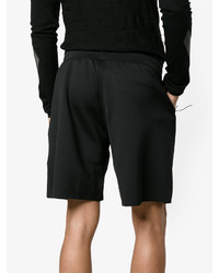 Мужские черные шорты от Satisfy