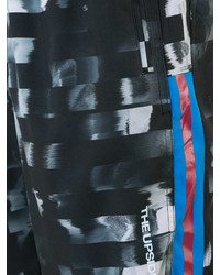 Мужские черные шорты от The Upside