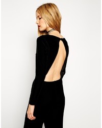 Черный бархатный комбинезон от Reclaimed Vintage