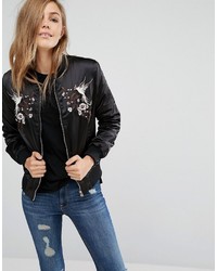 Женский черный бомбер с вышивкой от Pimkie