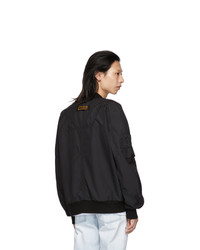 Мужской черный бомбер от Canada Goose