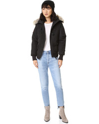 Женский черный бомбер от Canada Goose