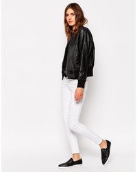 Женский черный бомбер от Selected