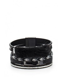 Черный браслет от Vitacci