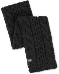 Черный вязаный шарф