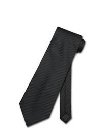 Черный галстук в вертикальную полоску
