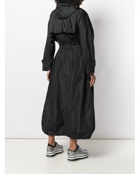 Женский черный дождевик от Prada