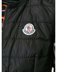 Женский черный жилет от Moncler