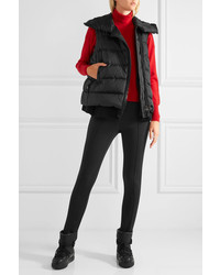 Женский черный жилет от Moncler