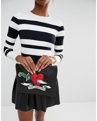 Черный клатч с принтом от Love Moschino