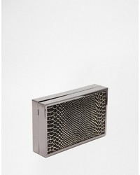 Черный клатч со змеиным рисунком от Dune