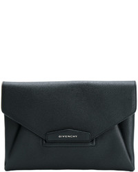 Черный клатч от Givenchy