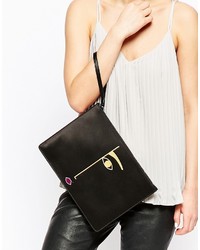 Черный клатч от Lulu Guinness