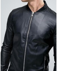 Мужской черный кожаный бомбер от Pull&Bear