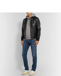 Мужской черный кожаный бомбер от Sandro