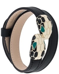 Черный кожаный браслет со змеиным рисунком