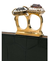 Черный кожаный клатч с украшением от Alexander McQueen