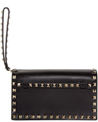 Черный кожаный клатч от Valentino