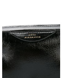 Черный кожаный клатч от Anya Hindmarch