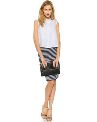 Черный кожаный клатч от Clare Vivier