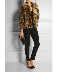 Черный кожаный клатч от Miu Miu