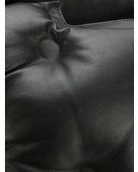 Черный кожаный клатч от Maison Margiela