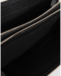 Черный кожаный клатч от Whistles