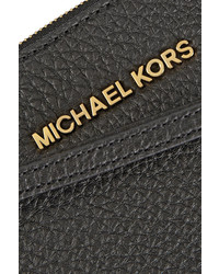 Черный кожаный клатч от MICHAEL Michael Kors