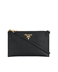 Черный кожаный клатч от Prada