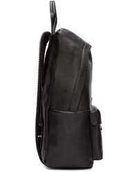 Мужской черный кожаный рюкзак от McQ