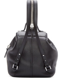 Женский черный кожаный рюкзак от Mackage