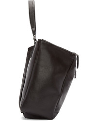 Женский черный кожаный рюкзак от Givenchy