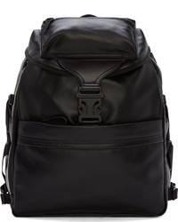 Мужской черный кожаный рюкзак от Alexander McQueen