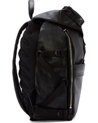 Мужской черный кожаный рюкзак от Alexander McQueen