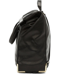 Женский черный кожаный рюкзак от Alexander Wang