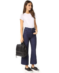 Женский черный кожаный рюкзак от DKNY