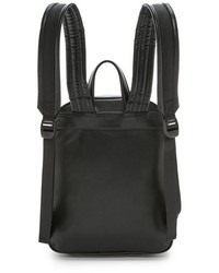 Женский черный кожаный рюкзак от DKNY