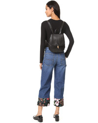 Женский черный кожаный рюкзак от Foley + Corinna