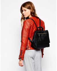 Женский черный кожаный рюкзак от Fiorelli