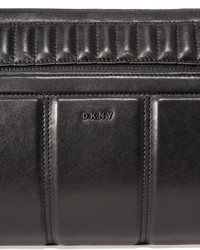 Черный кожаный стеганый клатч от DKNY