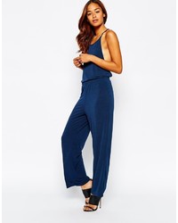 Черный комбинезон от Vila