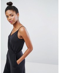 Черный комбинезон от Monki