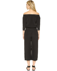 Черный комбинезон от Theory