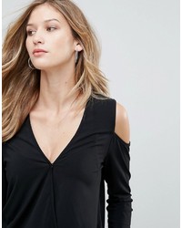 Черный комбинезон от Gestuz